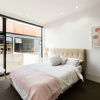 Отель RENEE, 4BDR North Melbourne House, фото 15