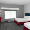 Отель Hampton Inn & Suites Charlotte Airport, фото 48