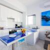 Отель Blue & White Lux Flat, Just 50 Meters From Beach!, фото 3
