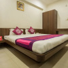 Отель OYO 7421 Hotel Relex, фото 4