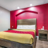 Отель Econo Lodge And Suites, фото 6
