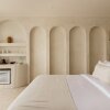 Отель Luxe Villa 1BR Bocami Suites-2 by Azure, фото 19