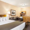 Отель Canmore Inn & Suites, фото 5