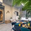 Отель Cozy Apartment with Private Balcony, фото 5