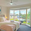 Отель Exquisite 2BR Staycation Ringwood, фото 21