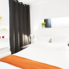 Отель LIVINPARIS - Luxury Flat Notre Dame, фото 12