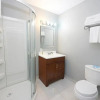 Отель Wasaga Riverdocks Hotel Suites, фото 9