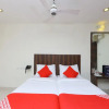 Отель OYO Flagship 559 Velachery Railway Station, фото 19