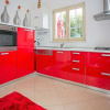 Отель Pets Friendly Holiday House, With Private Pool and Fenced Garden for 6 People, фото 2