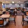 Отель Hampton Inn Utica, фото 26