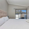 Отель Spacious and Modern 3 BD Loft in Woodstock, фото 19