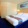 Отель Travelodge Swansea M4, фото 17
