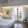 Отель Chic n Bright 3 Bd Apt with Hilton View, фото 17