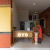 Отель OYO 636 Apartmen Kak Okoh, фото 8