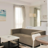 Отель Nice And Comfy Studio Azalea Suites Apartment, фото 8
