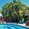 Отель Coconut Grove Beach Resort Suite 8, фото 36