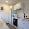 Отель Central City Apartment, Parking, Bay Views, фото 3