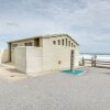 Отель Updated Daytona Beach Oceanfront Studio!, фото 19