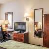 Отель Quality Inn & Suites, фото 2