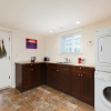 Отель Cozy 3 Bedroom Suite near Queen Elizabeth Park, фото 8