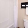 Отель Hampton Inn & Suites Douglas, фото 23