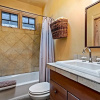 Отель Antonia - Stylish Retreat, Blocks From Galleries and Restaurants of Canyon Rd. and The Plaza, фото 10