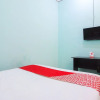 Отель OYO 2434 Tiaz 2 Homestay, фото 3
