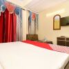 Отель OYO 16098 Hotel Amrit, фото 20