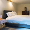 Отель Spacious & Welcoming 2BD Flat - Edinburgh, фото 4