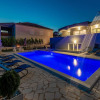 Отель Stunning Home in Vrsi With 5 Bedrooms, Wifi and Outdoor Swimming Pool, фото 14