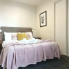 Отель Bright & Cozy 1BR - Kitchen - Laundry, фото 2