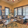 Отель Historic Huntington Home w/ Pond & Flower Gardens!, фото 2