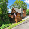 Отель Newly Renovated Cabin w/ Hot Tub, Lake & Bbq!, фото 10