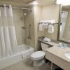 Отель Hampton Inn and Suites Santa Ana/Orange County Airport, фото 9