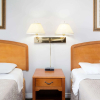 Отель Howard Johnson by Wyndham Niagara Falls, фото 5