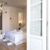 Отель Boutique Rentals Little Treasure Studio, фото 6