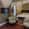 Отель Stratford Suites - 66 Daly Ave, фото 14