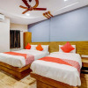 Отель OYO 72486 Hotel Gokul Villa, фото 7