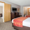 Отель Gray Wolf Inn & Suites, фото 6