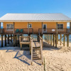 Отель Sun Spot - True Gulf Front Private Home With Lovely Gulf Side Deck. 4 Bedroom Home by RedAwning, фото 19