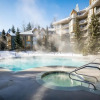 Отель Cascade Lodge Whistler - Suite 420, фото 12