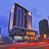 Отель Red Planet Makati Amorsolo в Макати