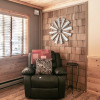 Отель Log Hauler Haus Apartment 3 NW Comfy Cabins, фото 2