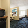 Отель Comfort Inn & Suites, фото 17
