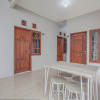 Отель RedDoorz Near Ciputra Golf Surabaya, фото 10