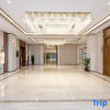 Отель Ronghu Hotel, фото 2