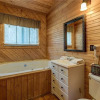 Отель Dreams and Streams 2 Bedroom Home with Hot Tub, фото 7