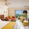 Отель Holiday Inn Resort Vanuatu, an IHG Hotel, фото 39