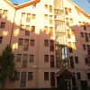 Отель Apartamentos 3000 Jaca в Хака