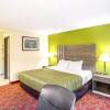 Отель Norwood Inn & Suites Milwaukee, фото 15